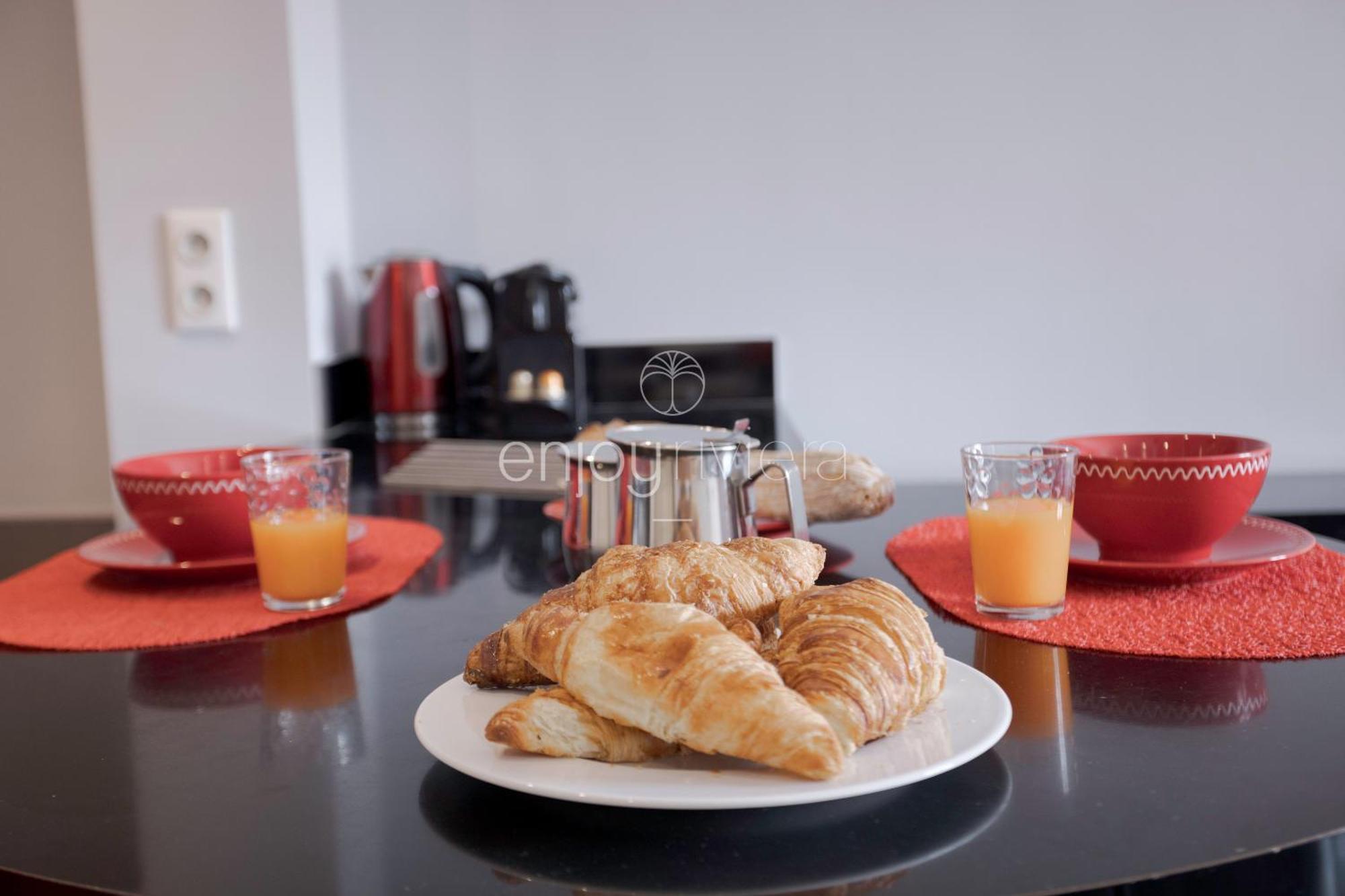 Palais Miramar - Suite & B31 - Croisette Emplacement Unique - 20M Plage - Wifi - Clim كان المظهر الخارجي الصورة