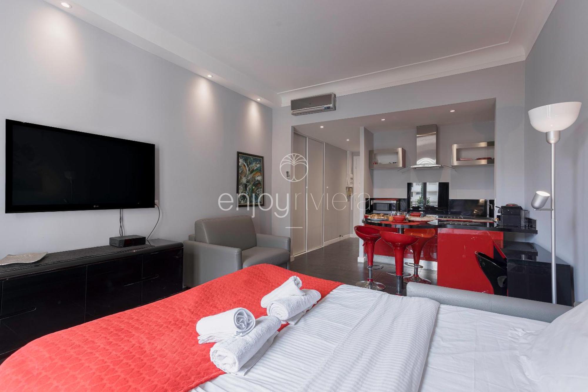 Palais Miramar - Suite & B31 - Croisette Emplacement Unique - 20M Plage - Wifi - Clim كان المظهر الخارجي الصورة