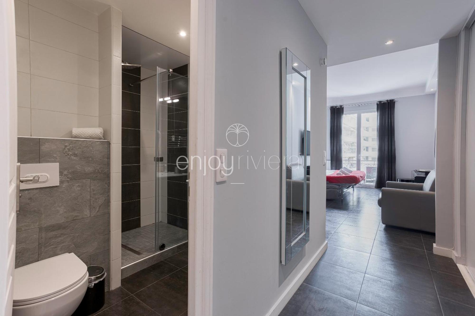 Palais Miramar - Suite & B31 - Croisette Emplacement Unique - 20M Plage - Wifi - Clim كان المظهر الخارجي الصورة